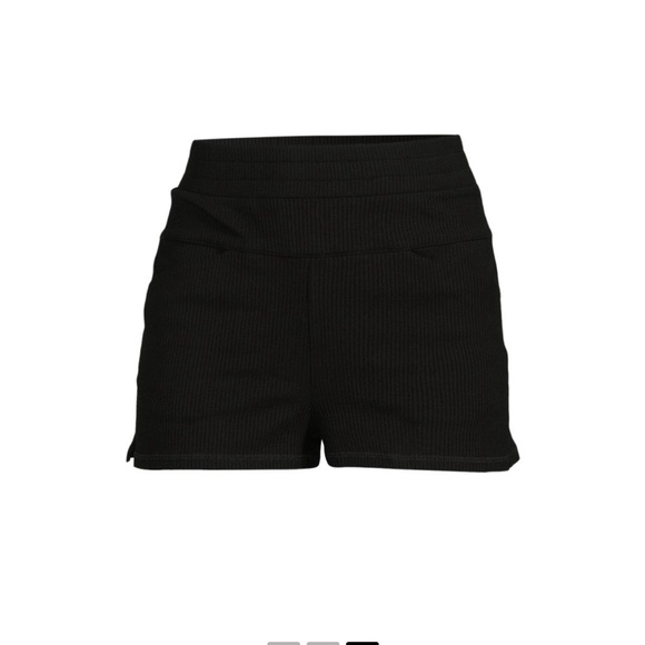 ALALA | Pile Ribbed High Rise Shorts in Black, size L (8) - Picture 2 of 8